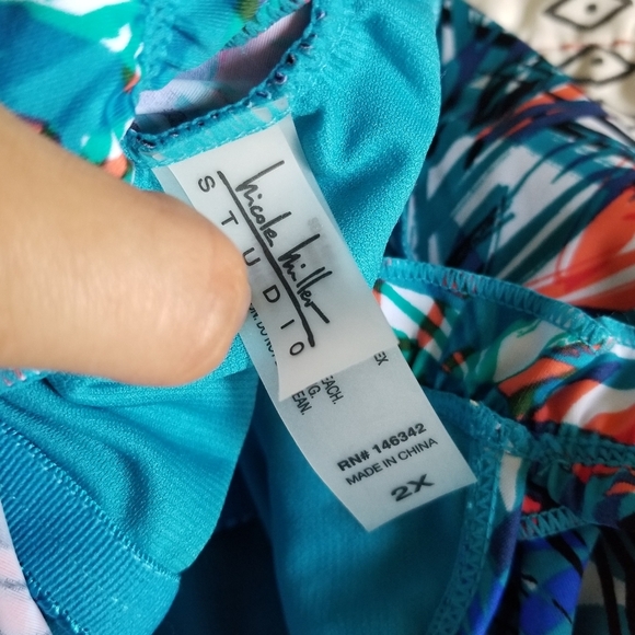 Nicole Miller Studio Paradise Tropical Print One Piece Swimsuit 2X - Picture 5 of 8
